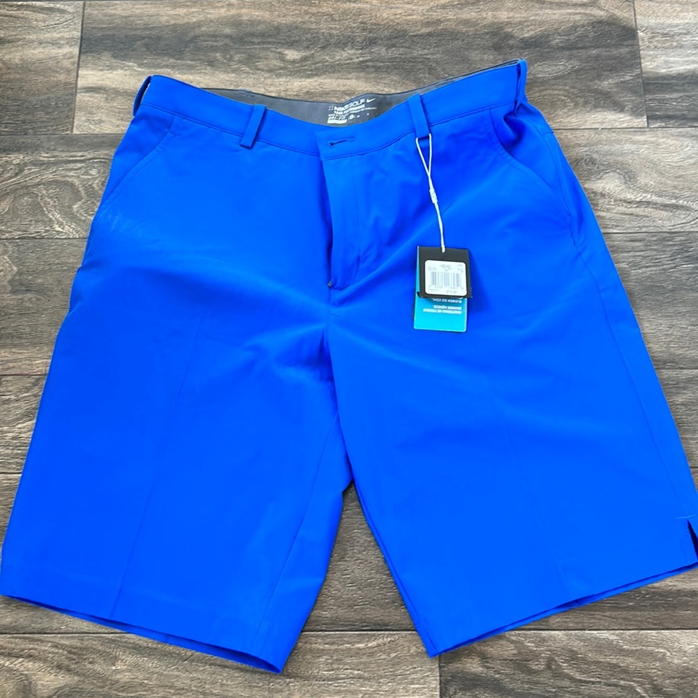 Nike Golf Tour Performance Dri-Fit shots size 36